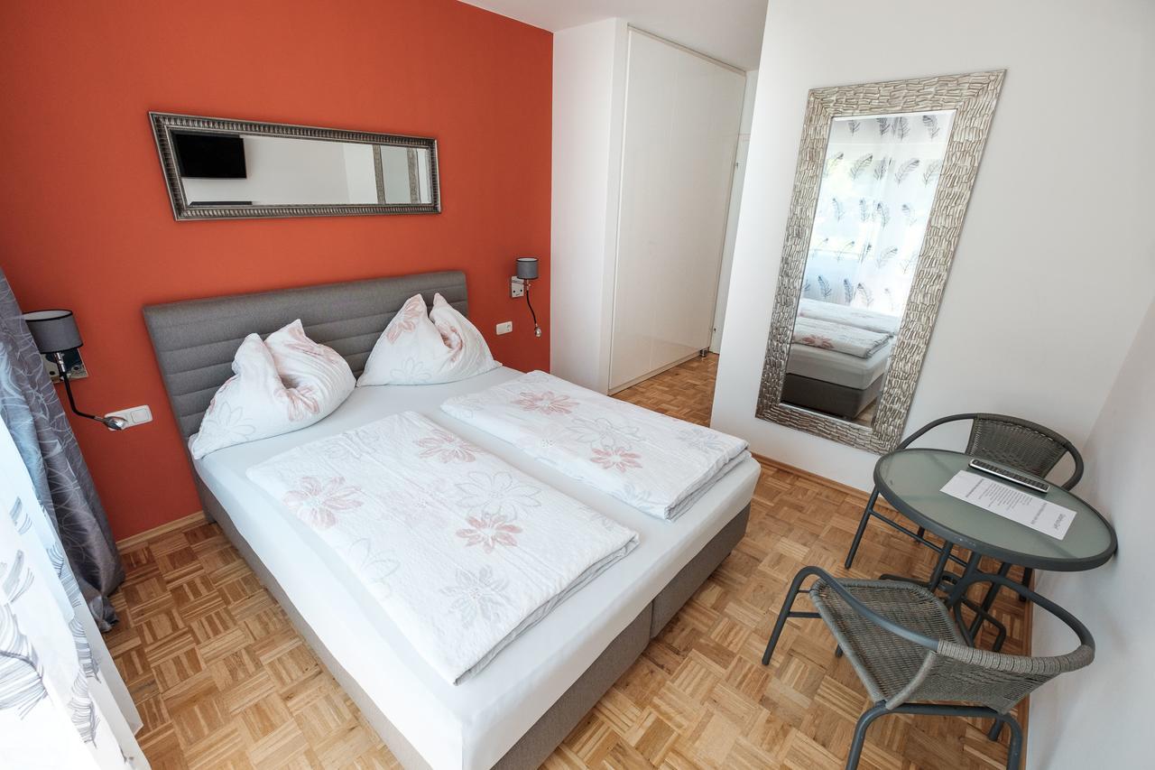 Gaestehaus Genf Velden am Wörthersee Dış mekan fotoğraf